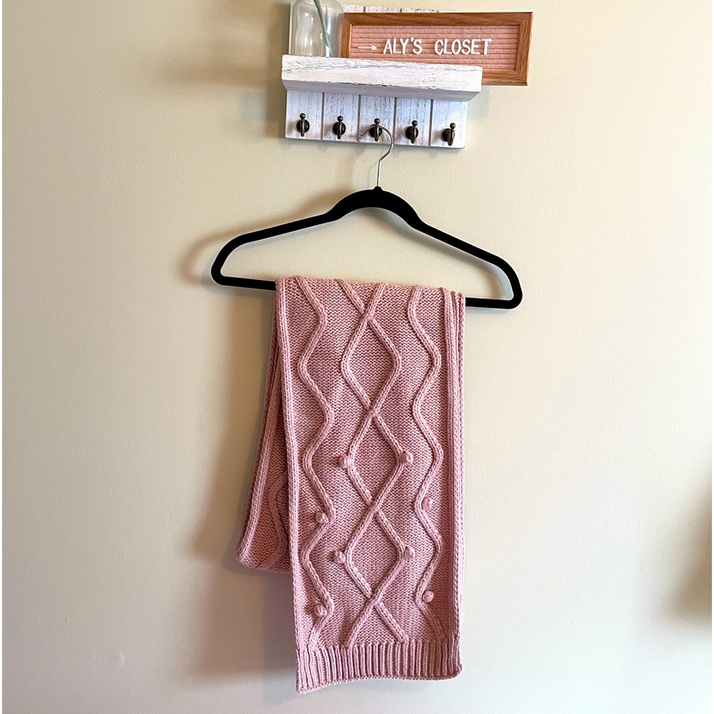 NWT Pink scarf 💖